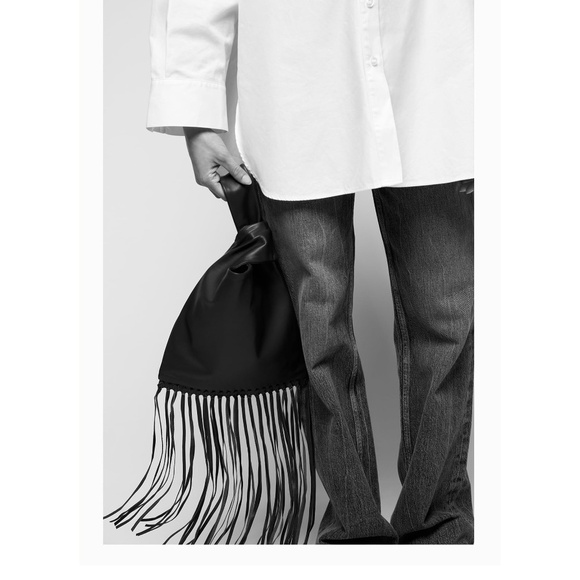 ZARA Fringed Leather Handbag Black BNWT - Picture 3 of 6